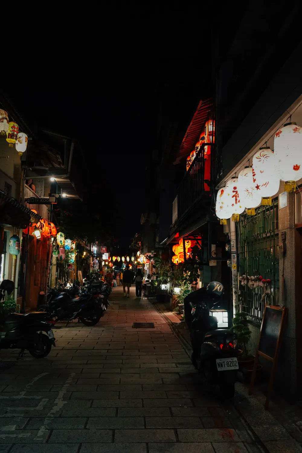 Tainan Night - Taiwan Photography